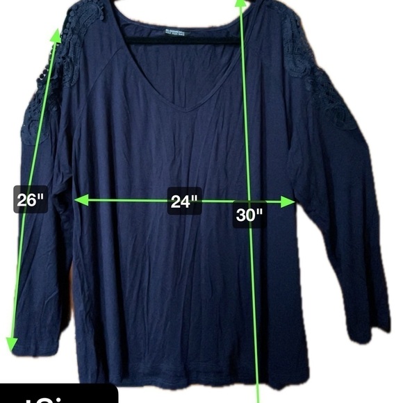 18-20 - BloomChic Cold Shoulder Top - Picture 5 of 6